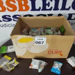 LOTE 067 - 01 LOTE COM GRANDE QUANTIDADE DE INTERRUPTORES E TOMADAS DIVERSAS. (NO ESTADO) ATENÇÃO! FAZER A VISITAÇÃO ANTES DE ARREMATAR, NÃO SABEMOS SE FUNCIONA, LEILÃO NÃO TEM GARANTIA E NEM DEVOLUÇÃO, SUJEITO A POSSÍVEIS AVARIAS VISÍVEIS/OCULTAS E/OU AUSÊNCIA DE COMPONENTES.