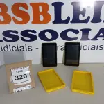 LOTE 320 - 02 TABLETS MARCA CCE. (NO ESTADO) ATENÇÃO! FAZER A VISITAÇÃO ANTES DE ARREMATAR, NÃO SABEMOS SE FUNCIONA, LEILÃO NÃO TEM GARANTIA E NEM DEVOLUÇÃO, SUJEITO A POSSÍVEIS AVARIAS VISÍVEIS/OCULTAS E/OU AUSÊNCIA DE COMPONENTES.