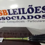 LOTE 142 - 11 VARAS DE FIBRA. (NO ESTADO) ATENÇÃO! FAZER A VISITAÇÃO ANTES DE ARREMATAR, NÃO SABEMOS SE FUNCIONA, LEILÃO NÃO TEM GARANTIA E NEM DEVOLUÇÃO, SUJEITO A POSSÍVEIS AVARIAS VISÍVEIS/OCULTAS E/OU AUSÊNCIA DE COMPONENTES.