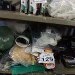 01 LOTE COM 03 FURADORES DE PAPEL E MATERIAIS DIVERSOS PARA ESCRITÓRIO. (NO ESTADO) ATENÇÃO! FAZER A VISITAÇÃO ANTES DE ARREMATAR, NÃO SABEMOS SE FUNCIONA, LEILÃO NÃO TEM GARANTIA E NEM DEVOLUÇÃO, SUJEITO A POSSÍVEIS AVARIAS VISÍVEIS/OCULTAS E/OU AUSÊNCIA DE COMPONENTES.