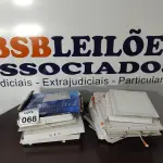 01 LOTE COM VÁRIAS LUMINÁRIAS PAINEL DE LED TAMANHOS E MODELOS DIVERSOS. (NO ESTADO) ATENÇÃO! FAZER A VISITAÇÃO ANTES DE ARREMATAR, NÃO SABEMOS SE FUNCIONA, LEILÃO NÃO TEM GARANTIA E NEM DEVOLUÇÃO, SUJEITO A POSSÍVEIS AVARIAS VISÍVEIS/OCULTAS E/OU AUSÊNCIA DE COMPONENTES.