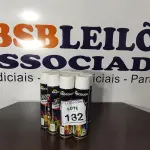 LOTE 132 - 10 TINTAS SPRAY NA COR BRANCO FOSCO. (NO ESTADO) ATENÇÃO! FAZER A VISITAÇÃO ANTES DE ARREMATAR, NÃO SABEMOS SE FUNCIONA, LEILÃO NÃO TEM GARANTIA E NEM DEVOLUÇÃO, SUJEITO A POSSÍVEIS AVARIAS VISÍVEIS/OCULTAS E/OU AUSÊNCIA DE COMPONENTES.