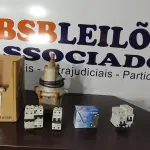 LOTE 124 - 01 LOTE COM DISJUNTORES TAMANHOS DIVERSOS. (NO ESTADO) ATENÇÃO! FAZER A VISITAÇÃO ANTES DE ARREMATAR, NÃO SABEMOS SE FUNCIONA, LEILÃO NÃO TEM GARANTIA E NEM DEVOLUÇÃO, SUJEITO A POSSÍVEIS AVARIAS VISÍVEIS/OCULTAS E/OU AUSÊNCIA DE COMPONENTES.