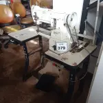 LOTE 379 - 01 MÁQUINA DE COSTURA INDUSTRIAL MARCA SINGER. (NO ESTADO) ATENÇÃO! FAZER A VISITAÇÃO ANTES DE ARREMATAR, NÃO SABEMOS SE FUNCIONA, LEILÃO NÃO TEM GARANTIA E NEM DEVOLUÇÃO, SUJEITO A POSSÍVEIS AVARIAS VISÍVEIS/OCULTAS E/OU AUSÊNCIA DE COMPONENTES.