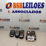 LOTE 290 - 02 APARELHOS DE MEDIÇÃO DE AR CONDICIONADO MODELO TESTO 435 01 MONÔMETRO DIGITAL VT 200 KIMO E 01 CALIBRADOR MULTIFUNCIONAL DRUCK DPI 880. (NO ESTADO) ATENÇÃO! FAZER A VISITAÇÃO ANTES DE ARREMATAR, NÃO SABEMOS SE FUNCIONA, LEILÃO NÃO TEM GARANTIA E NEM DEVOLUÇÃO, SUJEITO A POSSÍVEIS AVARIAS VISÍVEIS/OCULTAS E/OU AUSÊNCIA DE COMPONENTES.