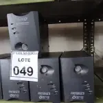 LOTE 049 - 05 FONTES ESTABILIZADORAS MARCA BMI. (NO ESTADO) ATENÇÃO! FAZER A VISITAÇÃO ANTES DE ARREMATAR, NÃO SABEMOS SE FUNCIONA, LEILÃO NÃO TEM GARANTIA E NEM DEVOLUÇÃO, SUJEITO A POSSÍVEIS AVARIAS VISÍVEIS/OCULTAS E/OU AUSÊNCIA DE COMPONENTES.