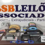 LOTE 166 - 01 LOTE COM 07 DESEMPENADEIRAS MODELOS DIFERENTES, 01 KIT LINHA PEDREIRO GESSEIRO E MATÉRIAS DIVERSOS PARA PEDREIROS. (NO ESTADO) ATENÇÃO! FAZER A VISITAÇÃO ANTES DE ARREMATAR, NÃO SABEMOS SE FUNCIONA, LEILÃO NÃO TEM GARANTIA E NEM DEVOLUÇÃO, SUJEITO A POSSÍVEIS AVARIAS VISÍVEIS/OCULTAS E/OU AUSÊNCIA DE COMPONENTES.