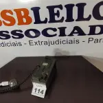 LOTE 114 - 01 TELEFONE ANTIGO. (NO ESTADO) ATENÇÃO! FAZER A VISITAÇÃO ANTES DE ARREMATAR, NÃO SABEMOS SE FUNCIONA, LEILÃO NÃO TEM GARANTIA E NEM DEVOLUÇÃO, SUJEITO A POSSÍVEIS AVARIAS VISÍVEIS/OCULTAS E/OU AUSÊNCIA DE COMPONENTES.