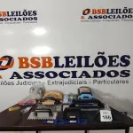 LOTE 166 - 01 LOTE COM 07 DESEMPENADEIRAS MODELOS DIFERENTES, 01 KIT LINHA PEDREIRO GESSEIRO E MATÉRIAS DIVERSOS PARA PEDREIROS. (NO ESTADO) ATENÇÃO! FAZER A VISITAÇÃO ANTES DE ARREMATAR, NÃO SABEMOS SE FUNCIONA, LEILÃO NÃO TEM GARANTIA E NEM DEVOLUÇÃO, SUJEITO A POSSÍVEIS AVARIAS VISÍVEIS/OCULTAS E/OU AUSÊNCIA DE COMPONENTES.