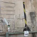 LOTE 143 - 01 LOTE COM SUPORTES DIVERSOS. (NO ESTADO) ATENÇÃO! FAZER A VISITAÇÃO ANTES DE ARREMATAR, NÃO SABEMOS SE FUNCIONA, LEILÃO NÃO TEM GARANTIA E NEM DEVOLUÇÃO, SUJEITO A POSSÍVEIS AVARIAS VISÍVEIS/OCULTAS E/OU AUSÊNCIA DE COMPONENTES.