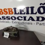 LOTE 087 - 01 TELEFONE ANTIGO. (NO ESTADO) ATENÇÃO! FAZER A VISITAÇÃO ANTES DE ARREMATAR, NÃO SABEMOS SE FUNCIONA, LEILÃO NÃO TEM GARANTIA E NEM DEVOLUÇÃO, SUJEITO A POSSÍVEIS AVARIAS VISÍVEIS/OCULTAS E/OU AUSÊNCIA DE COMPONENTES.