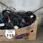 LOTE 115 - 01 LOTE DE CABOS DE CONEXÕES DIVERSOS. (NO ESTADO) ATENÇÃO! FAZER A VISITAÇÃO ANTES DE ARREMATAR, NÃO SABEMOS SE FUNCIONA, LEILÃO NÃO TEM GARANTIA E NEM DEVOLUÇÃO, SUJEITO A POSSÍVEIS AVARIAS VISÍVEIS/OCULTAS E/OU AUSÊNCIA DE COMPONENTES.