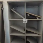 LOTE 001 - 01 ARMÁRIO ALTO PARA ESCRITÓRIO COM 10 PORTAS. (NO ESTADO) ATENÇÃO! FAZER A VISITAÇÃO ANTES DE ARREMATAR, NÃO SABEMOS SE FUNCIONA, LEILÃO NÃO TEM GARANTIA E NEM DEVOLUÇÃO, SUJEITO A POSSÍVEIS AVARIAS VISÍVEIS/OCULTAS E/OU AUSÊNCIA DE COMPONENTES.