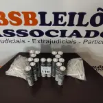 LOTE 116 - 16 SELANTES ACRÍLICOS. (NO ESTADO) ATENÇÃO! FAZER A VISITAÇÃO ANTES DE ARREMATAR, NÃO SABEMOS SE FUNCIONA, LEILÃO NÃO TEM GARANTIA E NEM DEVOLUÇÃO, SUJEITO A POSSÍVEIS AVARIAS VISÍVEIS/OCULTAS E/OU AUSÊNCIA DE COMPONENTES.