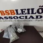 01 LOTE COM GRANDE DE PARAFUSOS DE TAMANHOS DIVERSOS. (NO ESTADO) ATENÇÃO! FAZER A VISITAÇÃO ANTES DE ARREMATAR, NÃO SABEMOS SE FUNCIONA, LEILÃO NÃO TEM GARANTIA E NEM DEVOLUÇÃO, SUJEITO A POSSÍVEIS AVARIAS VISÍVEIS/OCULTAS E/OU AUSÊNCIA DE COMPONENTES.