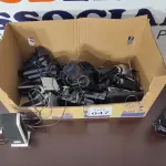 01 LOTE COM VÁRIAS CAIXAS DE SOM PARA PC MODELOS DIVERSOS. (NO ESTADO) ATENÇÃO! FAZER A VISITAÇÃO ANTES DE ARREMATAR, NÃO SABEMOS SE FUNCIONA, LEILÃO NÃO TEM GARANTIA E NEM DEVOLUÇÃO, SUJEITO A POSSÍVEIS AVARIAS VISÍVEIS/OCULTAS E/OU AUSÊNCIA DE COMPONENTES.
