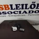 LOTE 064 - 05 FONTES PARA NOTEBOOKS VOLTAGENS DIVERSAS. (NO ESTADO) ATENÇÃO! FAZER A VISITAÇÃO ANTES DE ARREMATAR, NÃO SABEMOS SE FUNCIONA, LEILÃO NÃO TEM GARANTIA E NEM DEVOLUÇÃO, SUJEITO A POSSÍVEIS AVARIAS VISÍVEIS/OCULTAS E/OU AUSÊNCIA DE COMPONENTES.