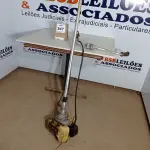 LOTE 347 - 01 ROÇADEIRA A GASOLINA COM AVARIAS. (NO ESTADO) ATENÇÃO! FAZER A VISITAÇÃO ANTES DE ARREMATAR, NÃO SABEMOS SE FUNCIONA. LEILÃO NÃO TEM GARANTIA E NEM DEVOLUÇÃO, SUJEITO A POSSÍVEIS AVARIAS VISÍVEIS/OCULTAS E/OU AUSÊNCIA DE COMPONENTES.
