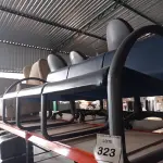 LOTE 323 - 01 LONGARINA 03 LUGARES. (NO ESTADO) ATENÇÃO! FAZER A VISITAÇÃO ANTES DE ARREMATAR, NÃO SABEMOS SE FUNCIONA, LEILÃO NÃO TEM GARANTIA E NEM DEVOLUÇÃO, SUJEITO A POSSÍVEIS AVARIAS VISÍVEIS/OCULTAS E/OU AUSÊNCIA DE COMPONENTES.