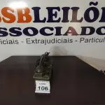 LOTE 106 - 01 TELEFONE ANTIGO. (NO ESTADO) ATENÇÃO! FAZER A VISITAÇÃO ANTES DE ARREMATAR, NÃO SABEMOS SE FUNCIONA, LEILÃO NÃO TEM GARANTIA E NEM DEVOLUÇÃO, SUJEITO A POSSÍVEIS AVARIAS VISÍVEIS/OCULTAS E/OU AUSÊNCIA DE COMPONENTES.