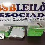 LOTE 062 - 11 LUMINÁRIAS PAINEL DE LED SOLAR. (NO ESTADO) ATENÇÃO! FAZER A VISITAÇÃO ANTES DE ARREMATAR, NÃO SABEMOS SE FUNCIONA, LEILÃO NÃO TEM GARANTIA E NEM DEVOLUÇÃO, SUJEITO A POSSÍVEIS AVARIAS VISÍVEIS/OCULTAS E/OU AUSÊNCIA DE COMPONENTES.