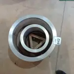 LOTE 642 - 02 BASES PARA LIXEIRAS INOX TAMANHOS DIFERENTES.  (NO ESTADO) ATENÇÃO! FAZER A VISITAÇÃO ANTES DE ARREMATAR, NÃO SABEMOS SE FUNCIONA, LEILÃO NÃO TEM GARANTIA E NEM DEVOLUÇÃO, SUJEITO A POSSÍVEIS AVARIAS VISÍVEIS/OCULTAS E/OU AUSÊNCIA DE COMPONENTES.