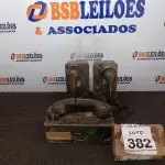 LOTE 382 - 03 TELEFONES ANTIGOS. (NO ESTADO) ATENÇÃO! FAZER A VISITAÇÃO ANTES DE ARREMATAR, NÃO SABEMOS SE FUNCIONA, LEILÃO NÃO TEM GARANTIA E NEM DEVOLUÇÃO, SUJEITO A POSSÍVEIS AVARIAS VISÍVEIS/OCULTAS E/OU AUSÊNCIA DE COMPONENTES.