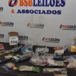 LOTE 504 - 01 LOTE COM GRANDE QUANTIDADE DE MATERIAIS PARA REPAROS HIDRÁULICO DIVERSOS. (NO ESTADO) ATENÇÃO! FAZER A VISITAÇÃO ANTES DE ARREMATAR, NÃO SABEMOS SE FUNCIONA, LEILÃO NÃO TEM GARANTIA E NEM DEVOLUÇÃO, SUJEITO A POSSÍVEIS AVARIAS VISÍVEIS/OCULTAS E/OU AUSÊNCIA DE COMPONENTES.