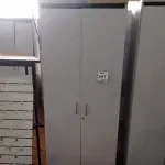 LOTE 387 - 01 ARMÁRIO ALTO COM 02 PORTAS 04 COMPARTIMENTOS. (NO ESTADO) ATENÇÃO! FAZER A VISITAÇÃO ANTES DE ARREMATAR, NÃO SABEMOS SE FUNCIONA, LEILÃO NÃO TEM GARANTIA E NEM DEVOLUÇÃO, SUJEITO A POSSÍVEIS AVARIAS VISÍVEIS/OCULTAS E/OU AUSÊNCIA DE COMPONENTES.
