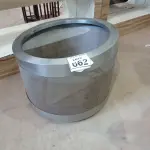 LOTE 662 - 01 SUPORTE PARA VASOS COM RODAS.  (NO ESTADO) ATENÇÃO! FAZER A VISITAÇÃO ANTES DE ARREMATAR, NÃO SABEMOS SE FUNCIONA, LEILÃO NÃO TEM GARANTIA E NEM DEVOLUÇÃO, SUJEITO A POSSÍVEIS AVARIAS VISÍVEIS/OCULTAS E/OU AUSÊNCIA DE COMPONENTES.