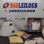 LOTE 515 - 01 LOTE COM VÁRIAS ROUPAS PARA PETS E 02 FOCINHEIRAS. (NO ESTADO) ATENÇÃO! FAZER A VISITAÇÃO ANTES DE ARREMATAR, NÃO SABEMOS SE FUNCIONA, LEILÃO NÃO TEM GARANTIA E NEM DEVOLUÇÃO, SUJEITO A POSSÍVEIS AVARIAS VISÍVEIS/OCULTAS E/OU AUSÊNCIA DE COMPONENTES.