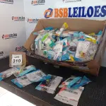 LOTE 310 - 01 LOTE COM MATERIAIS ELÉTRICOS DIVERSOS. (NO ESTADO) ATENÇÃO! FAZER A VISITAÇÃO ANTES DE ARREMATAR, NÃO SABEMOS SE FUNCIONA, LEILÃO NÃO TEM GARANTIA E NEM DEVOLUÇÃO, SUJEITO A POSSÍVEIS AVARIAS VISÍVEIS/OCULTAS E/OU AUSÊNCIA DE COMPONENTES.