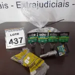 LOTE 437 - 05 SOQUETES ESTRIADOS DE MEDIDAS VARIADAS, 06 ESTICADORES DE CERCA E 01 ROSQUEADOR DE CANO. (NO ESTADO) ATENÇÃO! FAZER A VISITAÇÃO ANTES DE ARREMATAR, NÃO SABEMOS SE FUNCIONA, LEILÃO NÃO TEM GARANTIA E NEM DEVOLUÇÃO, SUJEITO A POSSÍVEIS AVARIAS VISÍVEIS/OCULTAS E/OU AUSÊNCIA DE COMPONENTES.