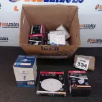 LOTE 334 - 01 LOTE COM VÁRIAS LÂMPADAS LED MODELOS DIVERSOS. (NO ESTADO) ATENÇÃO! FAZER A VISITAÇÃO ANTES DE ARREMATAR, NÃO SABEMOS SE FUNCIONA, LEILÃO NÃO TEM GARANTIA E NEM DEVOLUÇÃO, SUJEITO A POSSÍVEIS AVARIAS VISÍVEIS/OCULTAS E/OU AUSÊNCIA DE COMPONENTES.