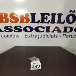 01 LOTE COM VÁRIAS BROCAS TAMANHOS DIVERSOS PARA PAREDE E FERRO. (NO ESTADO) ATENÇÃO! FAZER A VISITAÇÃO ANTES DE ARREMATAR, NÃO SABEMOS SE FUNCIONA, LEILÃO NÃO TEM GARANTIA E NEM DEVOLUÇÃO, SUJEITO A POSSÍVEIS AVARIAS VISÍVEIS/OCULTAS E/OU AUSÊNCIA DE COMPONENTES.
