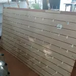 LOTE 405 - 01 PAINEL CANALETADO DE 2,75M X 1,55M. (NO ESTADO) ATENÇÃO! FAZER A VISITAÇÃO ANTES DE ARREMATAR, NÃO SABEMOS SE FUNCIONA, LEILÃO NÃO TEM GARANTIA E NEM DEVOLUÇÃO, SUJEITO A POSSÍVEIS AVARIAS VISÍVEIS/OCULTAS E/OU AUSÊNCIA DE COMPONENTES.
