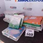LOTE 469 - 01 LOTE COM VÁRIOS PAINÉIS DE LED SOLAR MODELOS DIVERSOS. (NO ESTADO) ATENÇÃO! FAZER A VISITAÇÃO ANTES DE ARREMATAR, NÃO SABEMOS SE FUNCIONA, LEILÃO NÃO TEM GARANTIA E NEM DEVOLUÇÃO, SUJEITO A POSSÍVEIS AVARIAS VISÍVEIS/OCULTAS E/OU AUSÊNCIA DE COMPONENTES.