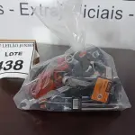 LOTE 438 - 01 LOTE COM GRANDE QUANTIDADE DE CHAVES DE FENDA E DE BOCA. (NO ESTADO) ATENÇÃO! FAZER A VISITAÇÃO ANTES DE ARREMATAR, NÃO SABEMOS SE FUNCIONA, LEILÃO NÃO TEM GARANTIA E NEM DEVOLUÇÃO, SUJEITO A POSSÍVEIS AVARIAS VISÍVEIS/OCULTAS E/OU AUSÊNCIA DE COMPONENTES.