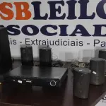 LOTE 016 - 01 HOME THEACHER PHILIPS HTS3520. (NO ESTADO) ATENÇÃO! FAZER A VISITAÇÃO ANTES DE ARREMATAR, NÃO SABEMOS SE FUNCIONA, LEILÃO NÃO TEM GARANTIA E NEM DEVOLUÇÃO, SUJEITO A POSSÍVEIS AVARIAS VISÍVEIS/OCULTAS E/OU AUSÊNCIA DE COMPONENTES.