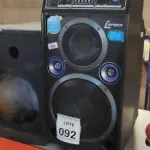 LOTE 092 - 04 CAIXAS E SOM MODELOS DIVERSOS. (NO ESTADO) ATENÇÃO! FAZER A VISITAÇÃO ANTES DE ARREMATAR, NÃO SABEMOS SE FUNCIONA, LEILÃO NÃO TEM GARANTIA E NEM DEVOLUÇÃO, SUJEITO A POSSÍVEIS AVARIAS VISÍVEIS/OCULTAS E/OU AUSÊNCIA DE COMPONENTES.