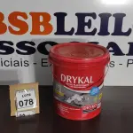 LOTE 078 - 01 GALÃO DE 18L DE ADITIVO PLASTIFICANTE PARA ARGAMASSA MARCA DRYKAL. (NOVO) (NO ESTADO) ATENÇÃO! FAZER A VISITAÇÃO ANTES DE ARREMATAR, NÃO SABEMOS SE FUNCIONA. LEILÃO NÃO TEM GARANTIA E NEM DEVOLUÇÃO, SUJEITO A POSSÍVEIS AVARIAS VISÍVEIS/OCULTAS E/OU AUSÊNCIA DE COMPONENTES.