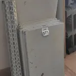 LOTE 571 - 01 ESTANTE DESMONTADA COM 09 BANDEJAS DE AÇO. (NO ESTADO) ATENÇÃO! FAZER A VISITAÇÃO ANTES DE ARREMATAR, NÃO SABEMOS SE FUNCIONA, LEILÃO NÃO TEM GARANTIA E NEM DEVOLUÇÃO, SUJEITO A POSSÍVEIS AVARIAS VISÍVEIS/OCULTAS E/OU AUSÊNCIA DE COMPONENTES.