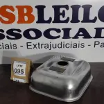 LOTE 095 - 01 CUBA EM AÇO INOX STANDARD 400X340X140MM. (NO ESTADO) ATENÇÃO! FAZER A VISITAÇÃO ANTES DE ARREMATAR, NÃO SABEMOS SE FUNCIONA. LEILÃO NÃO TEM GARANTIA E NEM DEVOLUÇÃO, SUJEITO A POSSÍVEIS AVARIAS VISÍVEIS/OCULTAS E/OU AUSÊNCIA DE COMPONENTES.