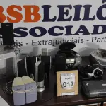 LOTE 017 - 02 MICRO SYSTENS, 04 CAIXAS DE SOM PARA PC, 01 SUBWOOFER E 01 IHOME. (NO ESTADO) ATENÇÃO! FAZER A VISITAÇÃO ANTES DE ARREMATAR, NÃO SABEMOS SE FUNCIONA, LEILÃO NÃO TEM GARANTIA E NEM DEVOLUÇÃO, SUJEITO A POSSÍVEIS AVARIAS VISÍVEIS/OCULTAS E/OU AUSÊNCIA DE COMPONENTES.