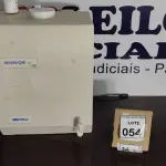 LOTE 054 - 01 RESERVATÓRIO DE ÁGUA CAPACIDADE 40L MARCA USFILTER. (NO ESTADO) ATENÇÃO! FAZER A VISITAÇÃO ANTES DE ARREMATAR, NÃO SABEMOS SE FUNCIONA, LEILÃO NÃO TEM GARANTIA E NEM DEVOLUÇÃO, SUJEITO A POSSÍVEIS AVARIAS VISÍVEIS/OCULTAS E/OU AUSÊNCIA DE COMPONENTES.