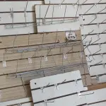 LOTE 570 - 01 LOTE COM VÁRIOS PAINÉIS CANALETADOS COM GANCHOS DE TAMANHOS DIVERSOS. (NO ESTADO) ATENÇÃO! FAZER A VISITAÇÃO ANTES DE ARREMATAR, NÃO SABEMOS SE FUNCIONA, LEILÃO NÃO TEM GARANTIA E NEM DEVOLUÇÃO, SUJEITO A POSSÍVEIS AVARIAS VISÍVEIS/OCULTAS E/OU AUSÊNCIA DE COMPONENTES.