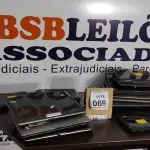 LOTE 069 - 07 NOTEBOOKS E 04 NETBOOKS PARA RETIRA DE PEÇAS. (NO ESTADO) ATENÇÃO! FAZER A VISITAÇÃO ANTES DE ARREMATAR, NÃO SABEMOS SE FUNCIONA, LEILÃO NÃO TEM GARANTIA E NEM DEVOLUÇÃO, SUJEITO A POSSÍVEIS AVARIAS VISÍVEIS/OCULTAS E/OU AUSÊNCIA DE COMPONENTES.