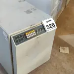 LOTE 326 - 01 NOBREAK SENOIDAL. NO ESTADO) ATENÇÃO! FAZER A VISITAÇÃO ANTES DE ARREMATAR, NÃO SABEMOS SE FUNCIONA, LEILÃO NÃO TEM GARANTIA E NEM DEVOLUÇÃO, SUJEITO A POSSÍVEIS AVARIAS VISÍVEIS/OCULTAS E/OU AUSÊNCIA DE COMPONENTES.