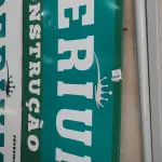 LOTE 565 - 01 PLACA DE LOJA EM ACM DE 4,20 X 1,45.  (NO ESTADO) ATENÇÃO! FAZER A VISITAÇÃO ANTES DE ARREMATAR, NÃO SABEMOS SE FUNCIONA, LEILÃO NÃO TEM GARANTIA E NEM DEVOLUÇÃO, SUJEITO A POSSÍVEIS AVARIAS VISÍVEIS/OCULTAS E/OU AUSÊNCIA DE COMPONENTES.