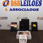 LOTE 173 - 01 TABLET APPLE 16G E 02 TABLETS LENOVO. (NO ESTADO) ATENÇÃO! FAZER A VISITAÇÃO ANTES DE ARREMATAR, NÃO SABEMOS SE FUNCIONA, LEILÃO NÃO TEM GARANTIA E NEM DEVOLUÇÃO, SUJEITO A POSSÍVEIS AVARIAS VISÍVEIS/OCULTAS E/OU AUSÊNCIA DE COMPONENTES.